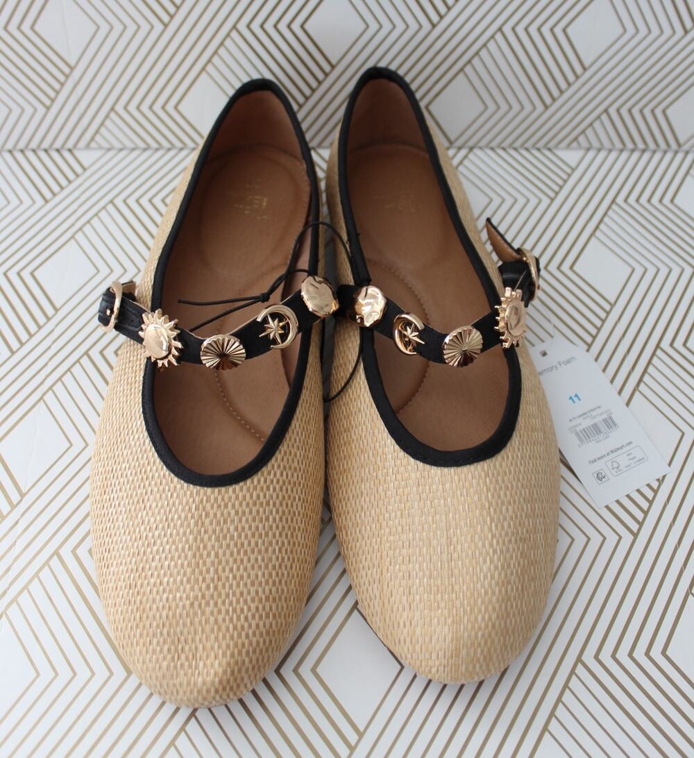Time and Tru Charm Strap MJ Raffia Size 11 NWT